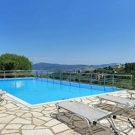 Sleeps 6 Pool Air Con Wifi فيلة Katouna