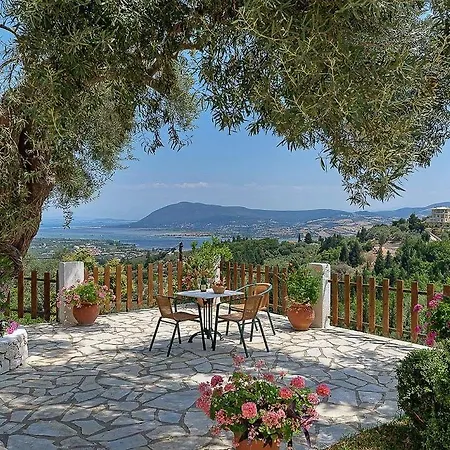 Sleeps 6 Pool Air Con Wifi *