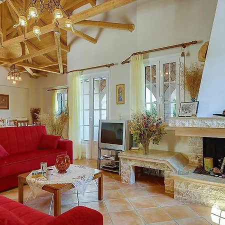 Sleeps 6 Pool Air Con Wifi فيلة *